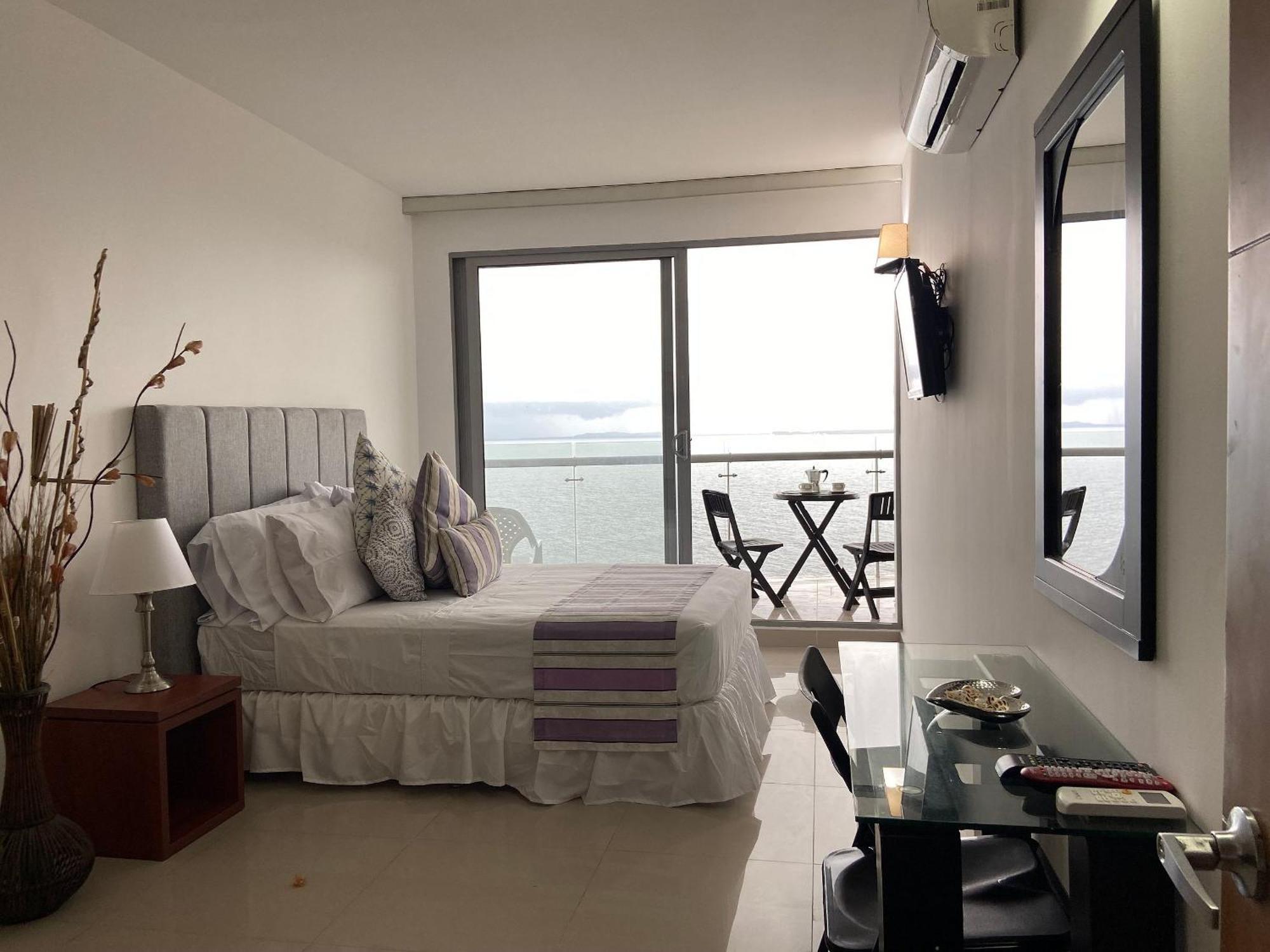 Frente Al Mar Ciudad Antigua Office 14b Apartamento Cartagena